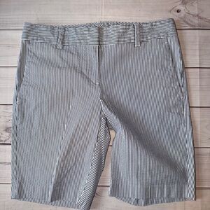 Ann Taylor Factory Blue White Pinstripe Bermuda Shorts Size 4 Nautical Stretch